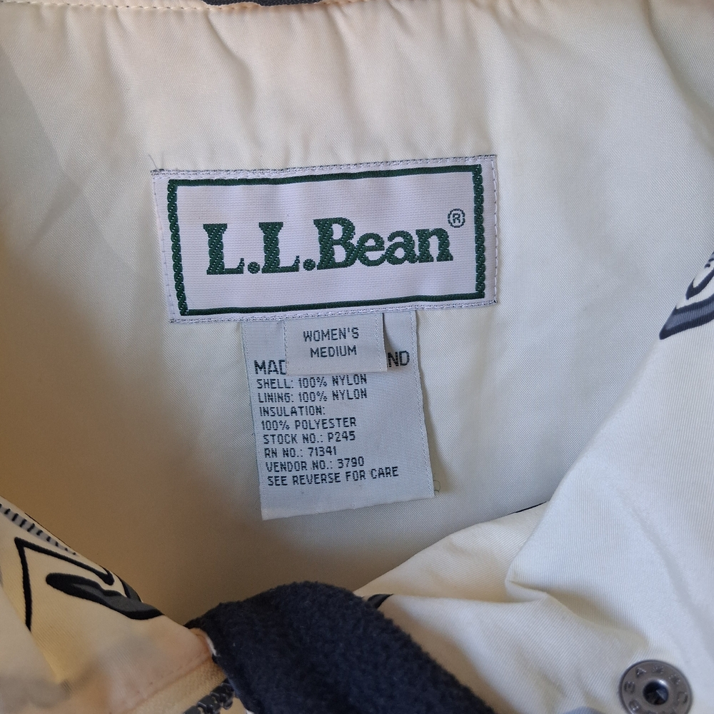 Vintage Womens L.L. Bean Cream Hooded Puffer Jacket with Black Floral Print M. - Picture 3 of 9